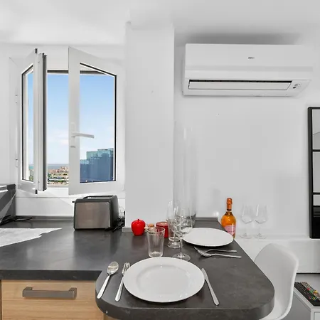 Les Cyclamen Apartment